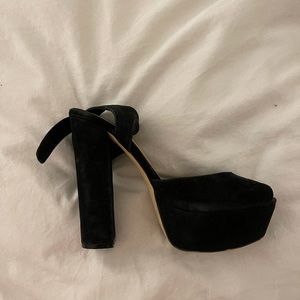 Steve Madden Peep Toe Platform Heels Size 8